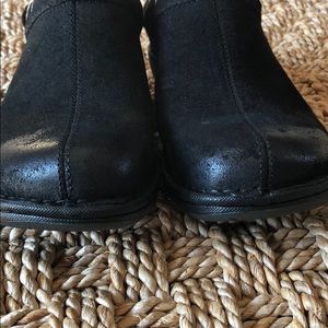 born tahoe clog